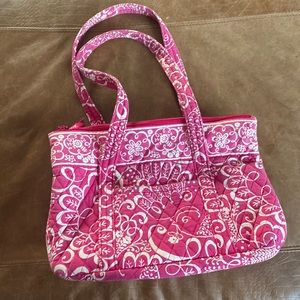 Vera Bradley handbag pink and white flower pattern